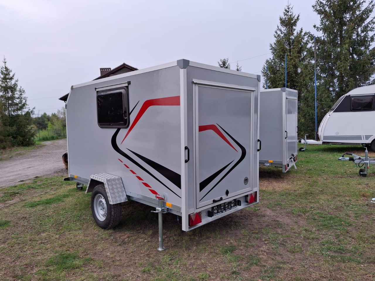 MiniCamp mini przyczepa kempingowa wyprawowa Everest Niewiadów - كرفان سحب: صورة 3 MiniCamp mini przyczepa kempingowa wyprawowa Everest Niewiadów - كرفان سحب: صورة 3