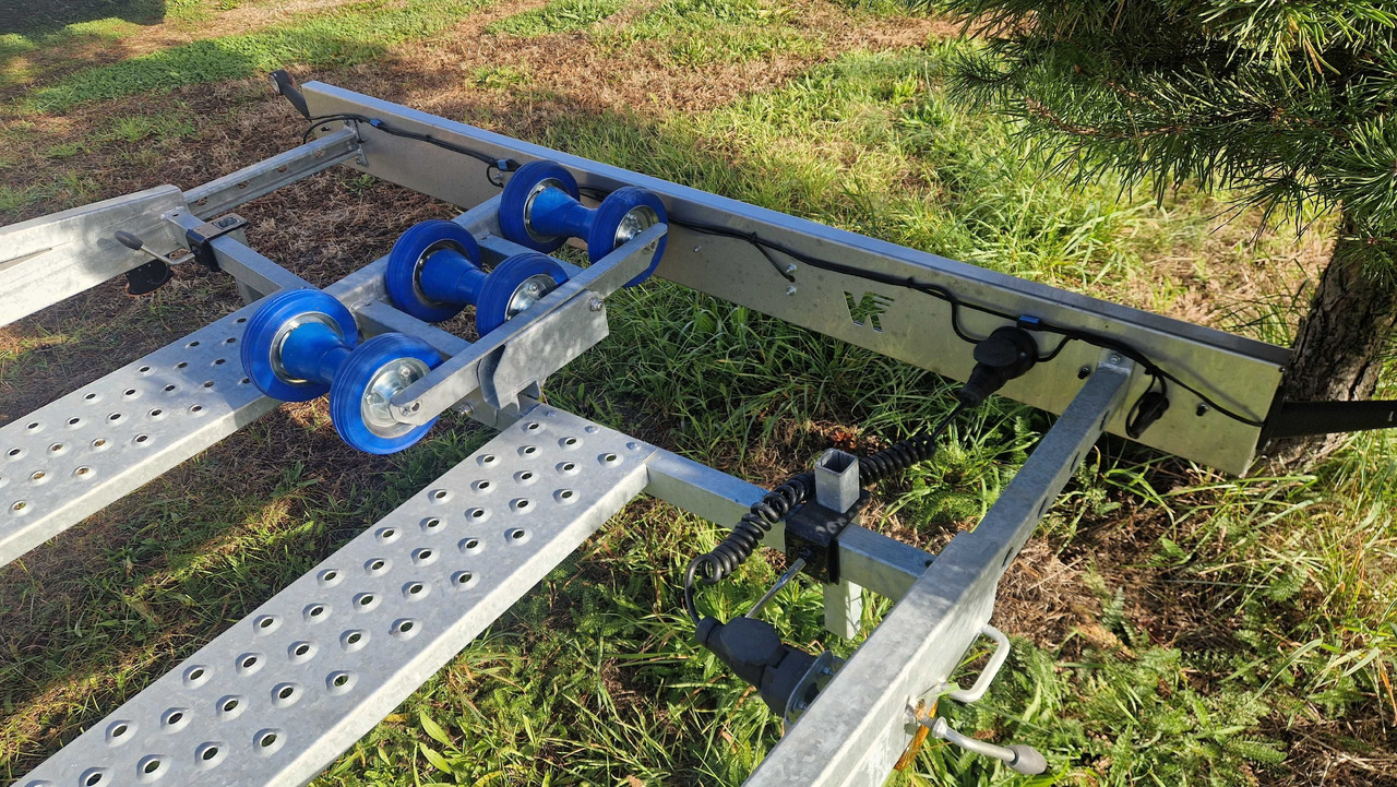 Nowa Przyczepa Podłodziowa 3500kg do 10M Niewiadów P3585HT - مقطورة القارب: صورة 2 Nowa Przyczepa Podłodziowa 3500kg do 10M Niewiadów P3585HT - مقطورة القارب: صورة 2