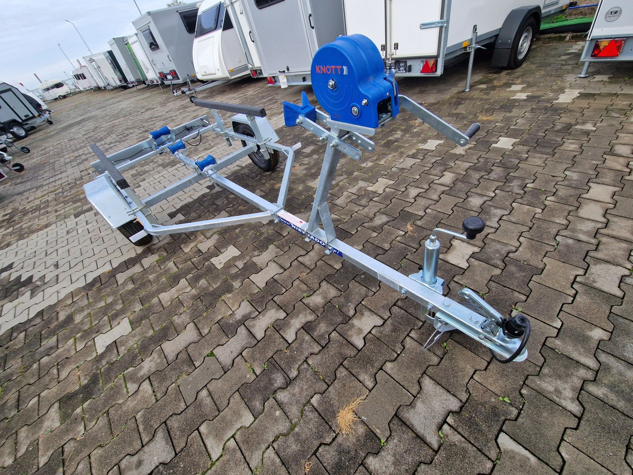 Nowa Przyczepa Podłodziowa ponton łódź 350 - 550cm Niewiadów P400 P415 - مقطورة شحن نقل السيارات: صورة 5 Nowa Przyczepa Podłodziowa ponton łódź 350 - 550cm Niewiadów P400 P415 - مقطورة شحن نقل السيارات: صورة 5