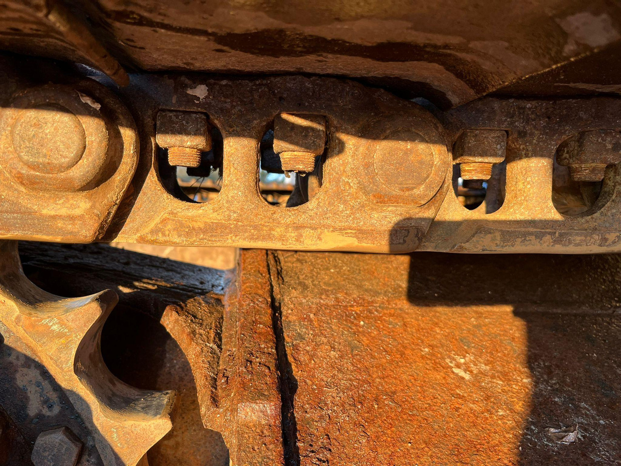 حفار زحاف Caterpillar 323EL: صورة 15