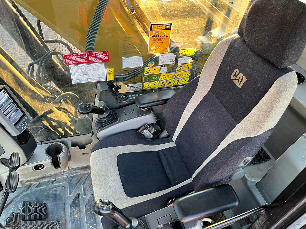 حفار زحاف Caterpillar 323EL: صورة 24