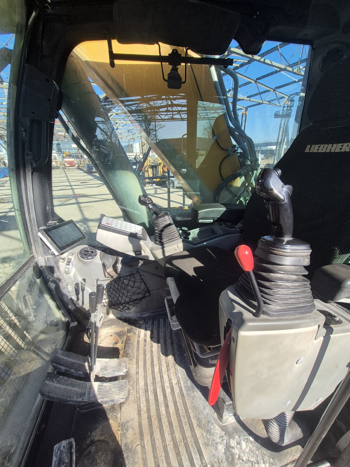 حفار زحاف LIEBHERR R926LC: صورة 14 حفار زحاف LIEBHERR R926LC: صورة 14