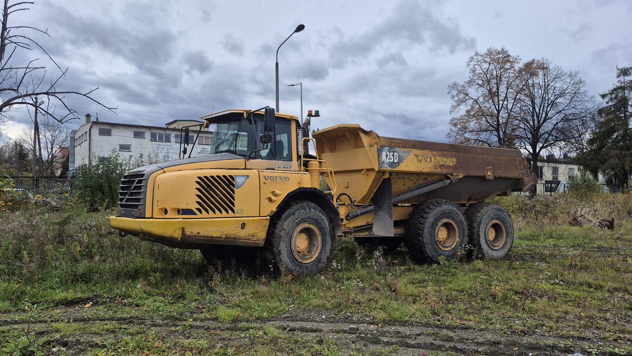 VOLVO A25D - شاحنة قلاب مفصلية: صورة 2 VOLVO A25D - شاحنة قلاب مفصلية: صورة 2