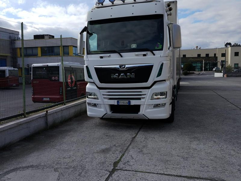 AUTOTRENO FRIGO MAN TGX TGX 26.580 6x2-4 LL - شاحنة الفريزر: صورة 2 AUTOTRENO FRIGO MAN TGX TGX 26.580 6x2-4 LL - شاحنة الفريزر: صورة 2