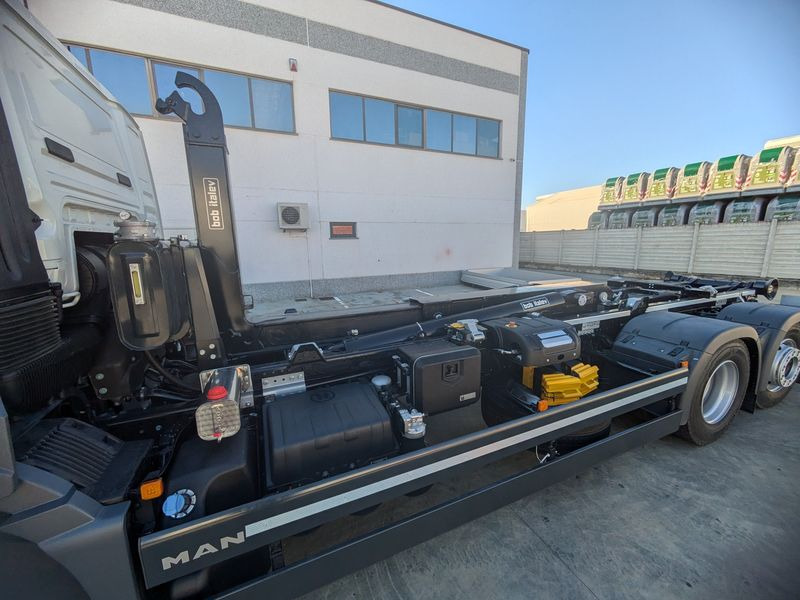 MOTRICE MAN 6x2 CON GANCIO SCARRABILE MAN TGS 26.480 6x2-4 BL CH - شاحنة ذات خطاف: صورة 5 MOTRICE MAN 6x2 CON GANCIO SCARRABILE MAN TGS 26.480 6x2-4 BL CH - شاحنة ذات خطاف: صورة 5