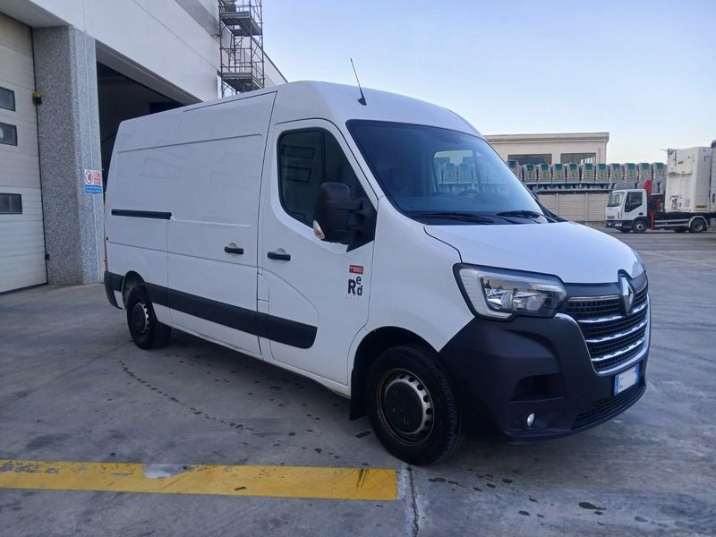 Renault Master Furgone red edition 2021 - فان: صورة 2 Renault Master Furgone red edition 2021 - فان: صورة 2