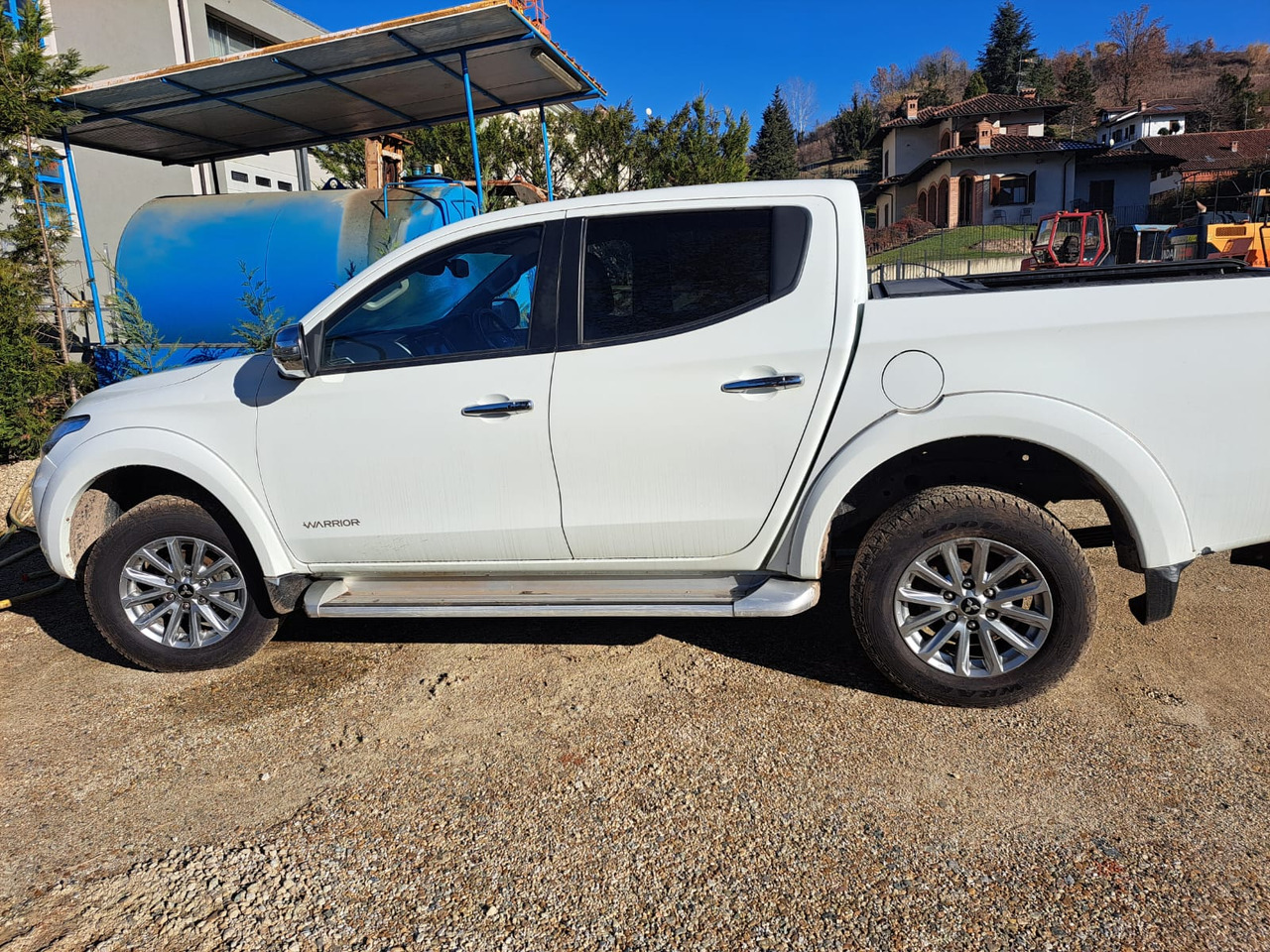 MITSUBISKI L200 - سيارة: صورة 3 MITSUBISKI L200 - سيارة: صورة 3