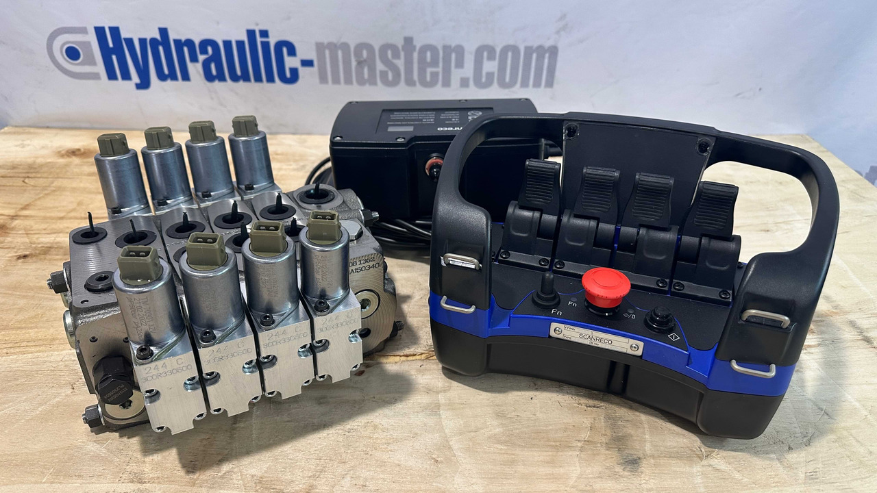 Set Scanreco G4 with Walvoil DPX050 Rayco, Bobcat, Carlton - آلة طحن جذوع الأشجار: صورة 2 Set Scanreco G4 with Walvoil DPX050 Rayco, Bobcat, Carlton - آلة طحن جذوع الأشجار: صورة 2