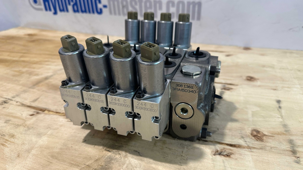 Set Scanreco G4 with Walvoil DPX050 Rayco, Bobcat, Carlton - آلة طحن جذوع الأشجار: صورة 5 Set Scanreco G4 with Walvoil DPX050 Rayco, Bobcat, Carlton - آلة طحن جذوع الأشجار: صورة 5