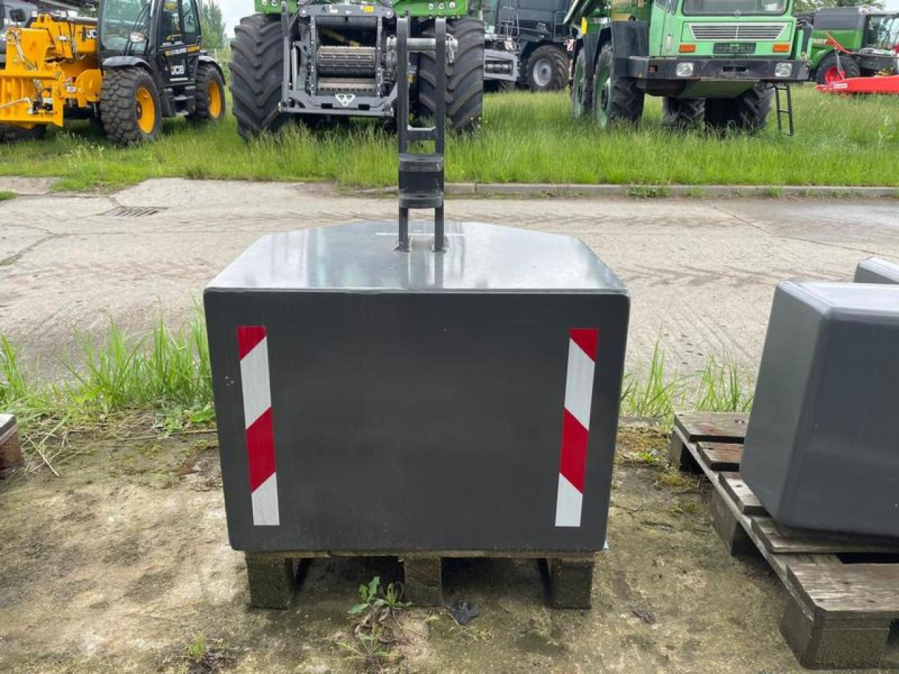 1000KG BUSCHMEIER FRONTGEWICHT - الوزن المعاكس: صورة 3 1000KG BUSCHMEIER FRONTGEWICHT - الوزن المعاكس: صورة 3
