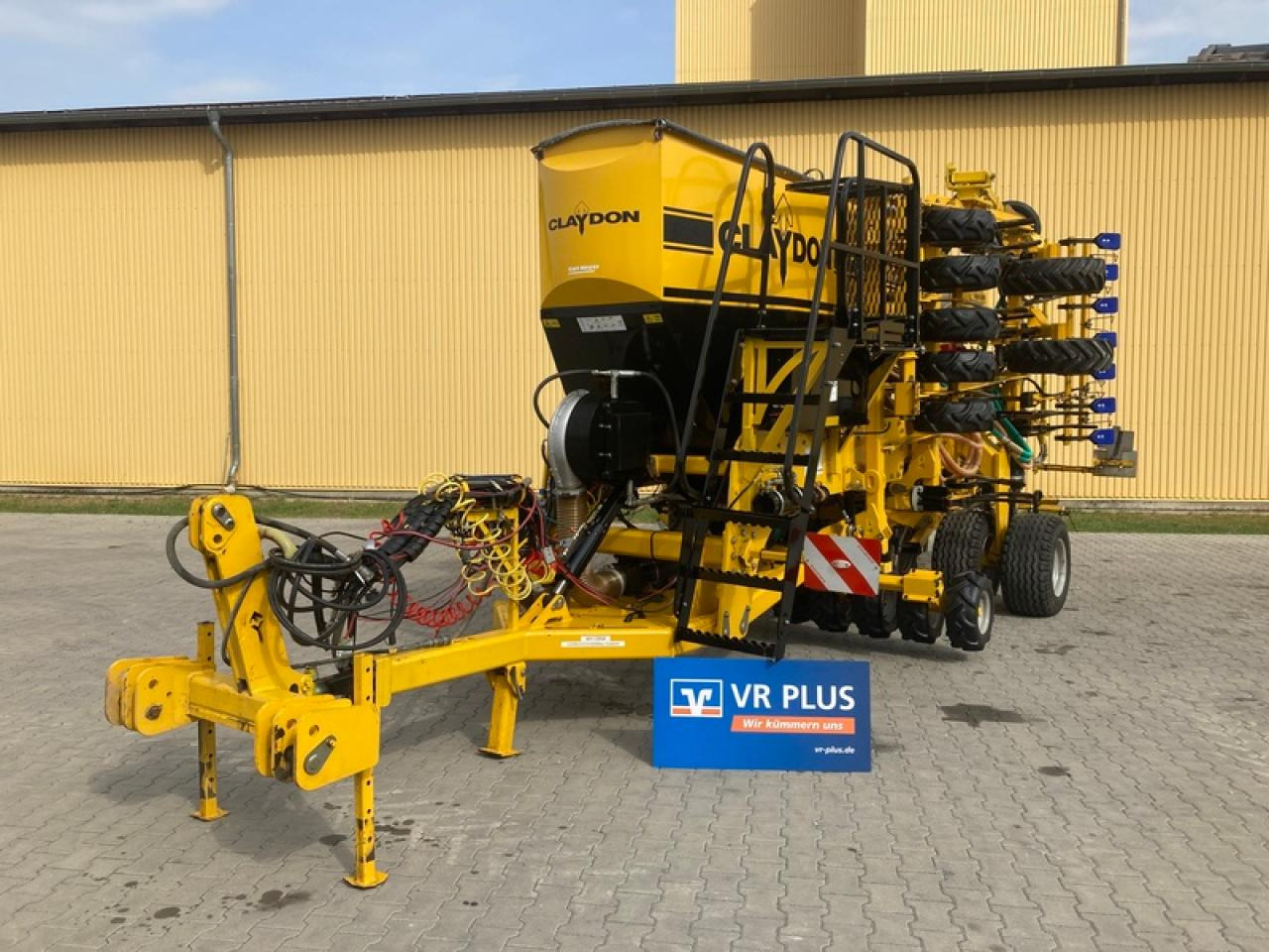 CLAYDON HYBRID T 6 VIEL ZUBEHÖR - آلة نثر البذور الدقيقة: صورة 1 CLAYDON HYBRID T 6 VIEL ZUBEHÖR - آلة نثر البذور الدقيقة: صورة 1