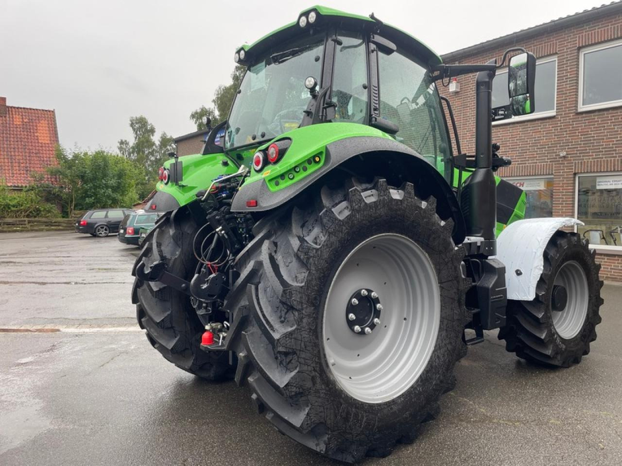 Deutz-Fahr 6210 PSHIFT - جرار: صورة 4 Deutz-Fahr 6210 PSHIFT - جرار: صورة 4