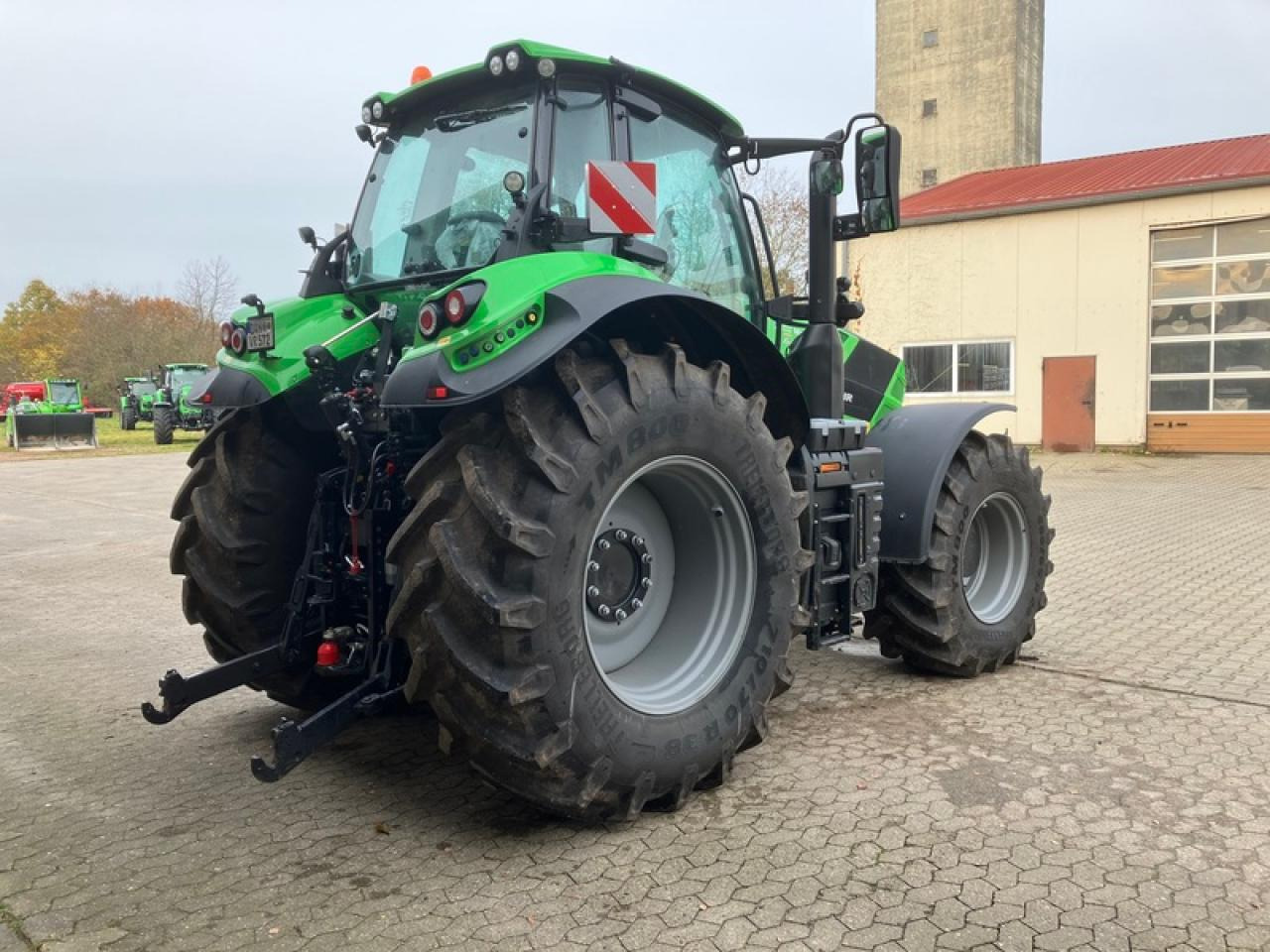 Deutz-Fahr 6230 TTV SONDERPREIS - جرار: صورة 4 Deutz-Fahr 6230 TTV SONDERPREIS - جرار: صورة 4
