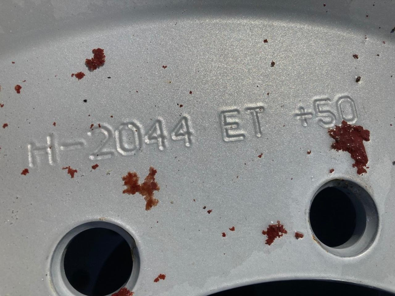 FELGEN HORSCH LEEB GS 16X46" - الجنوط - الآلات الزراعية: صورة 3 FELGEN HORSCH LEEB GS 16X46" - الجنوط - الآلات الزراعية: صورة 3