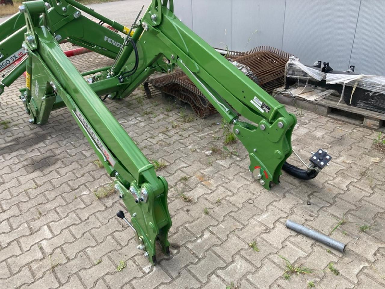 Fendt FRONTLADER CARGO 5X85 AKTION - رافعة أمامية للجرار: صورة 2 Fendt FRONTLADER CARGO 5X85 AKTION - رافعة أمامية للجرار: صورة 2