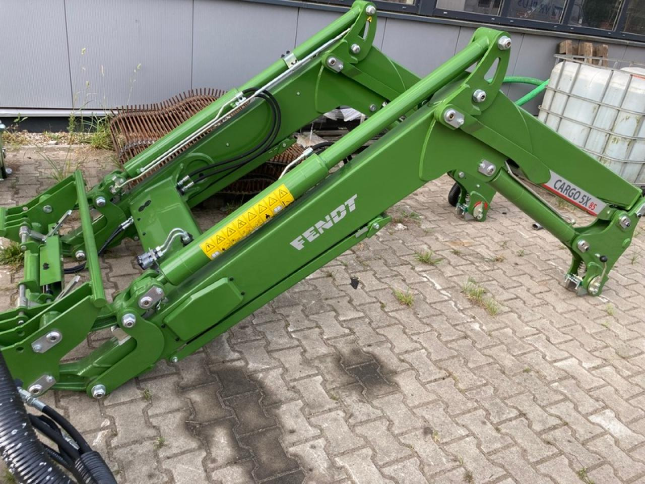 Fendt FRONTLADER CARGO 5X85 AKTION - رافعة أمامية للجرار: صورة 1 Fendt FRONTLADER CARGO 5X85 AKTION - رافعة أمامية للجرار: صورة 1