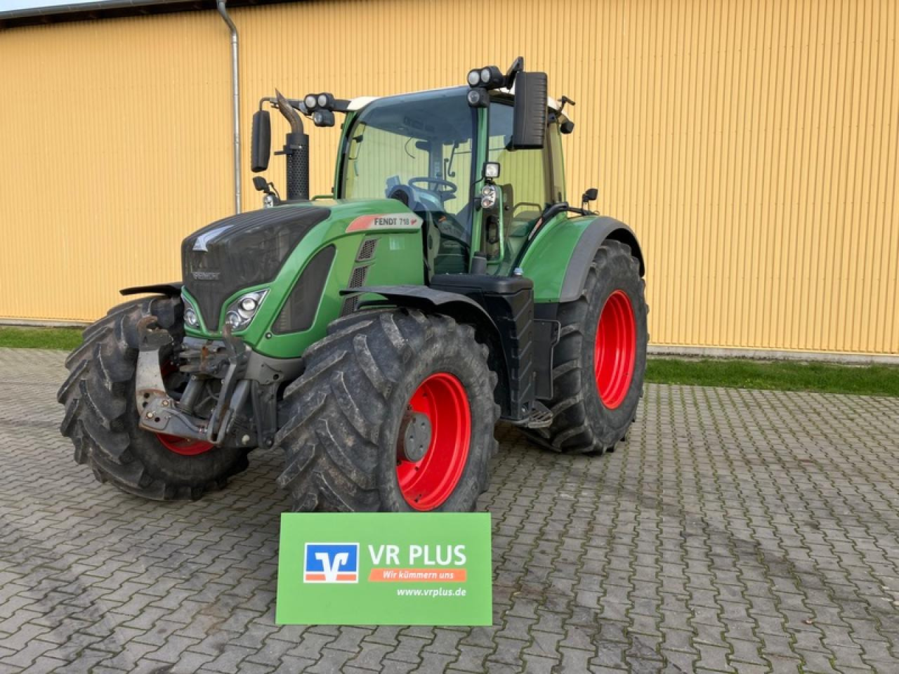 Fendt VARIO 718 S4 - جرار: صورة 1 Fendt VARIO 718 S4 - جرار: صورة 1