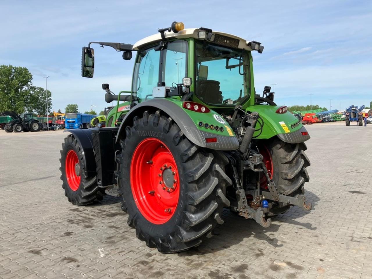 Fendt VARIO 724 PROFIPLUS RTK - جرار: صورة 3 Fendt VARIO 724 PROFIPLUS RTK - جرار: صورة 3