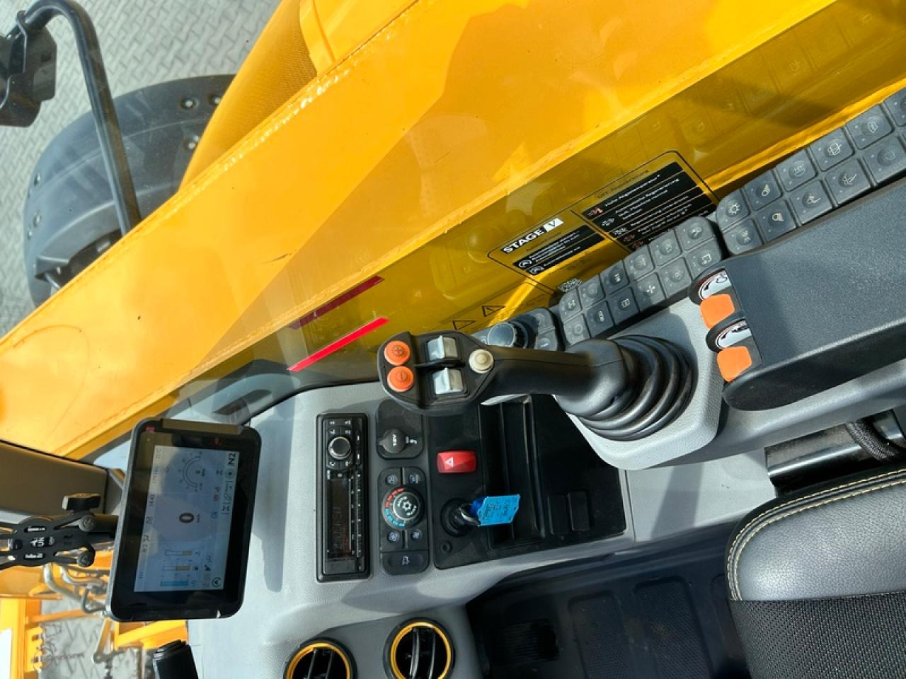 رافعة تلسكوبية JCB 542-70 AGRI PRO: صورة 8