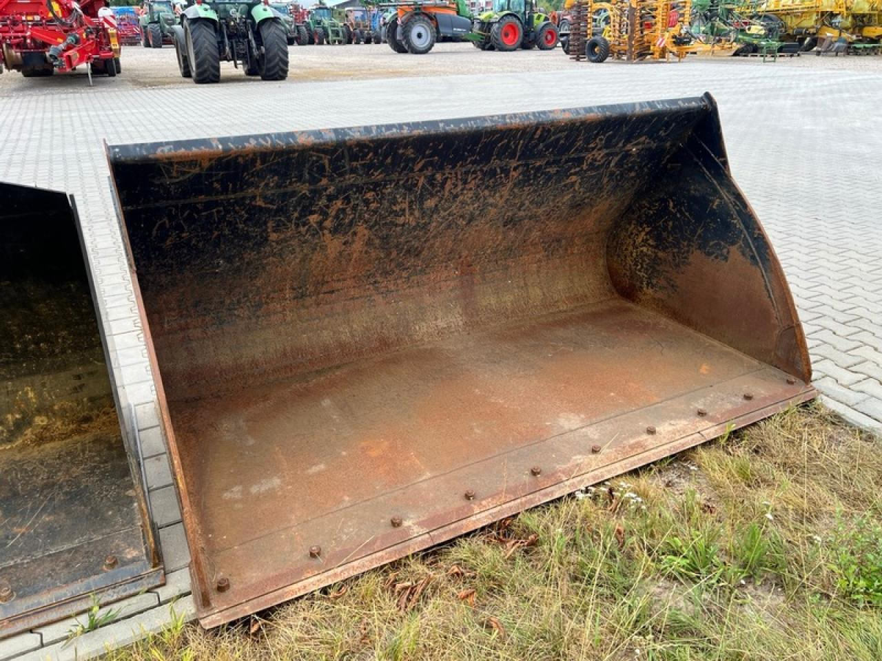 JCB LSB LEICHTGUTSCHAUFEL JCB Q-FIT - بكت: صورة 2 JCB LSB LEICHTGUTSCHAUFEL JCB Q-FIT - بكت: صورة 2