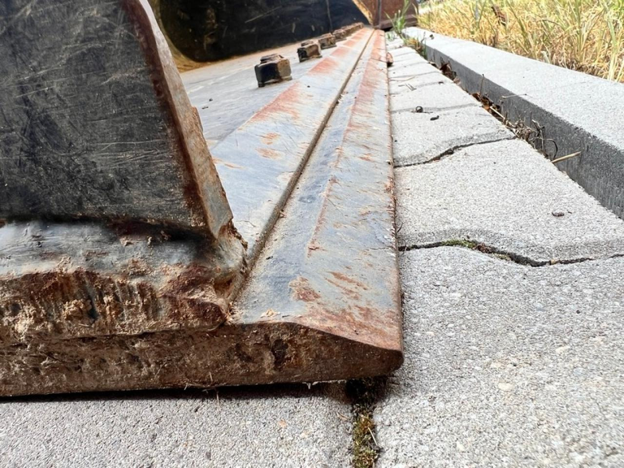 JCB LSB SCHWERGUTSCHAUFEL JCB Q-FIT - بكت: صورة 3 JCB LSB SCHWERGUTSCHAUFEL JCB Q-FIT - بكت: صورة 3