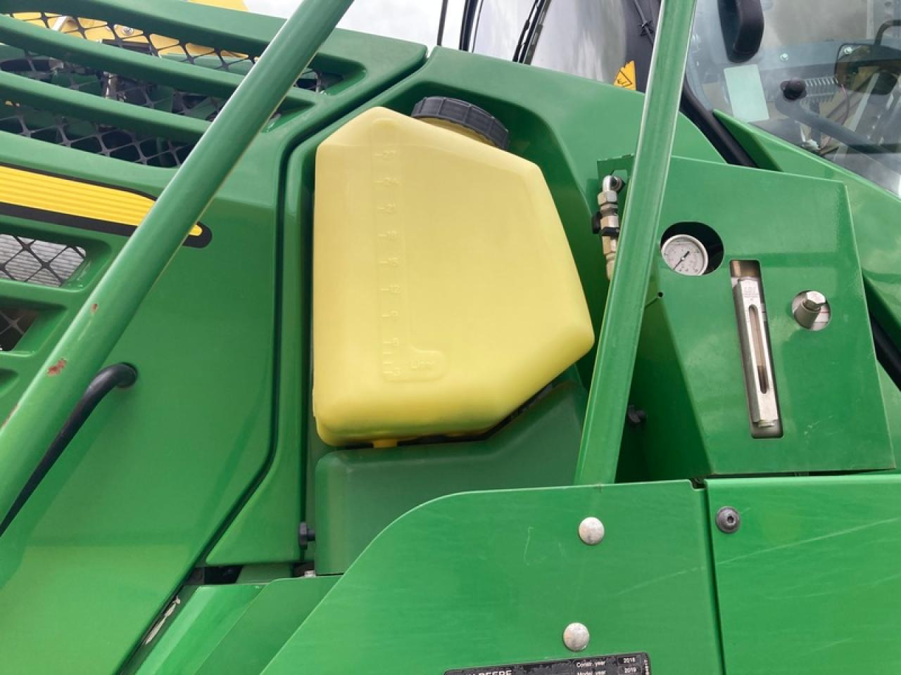John Deere 8600 I - حصادة الأعلاف: صورة 5 John Deere 8600 I - حصادة الأعلاف: صورة 5