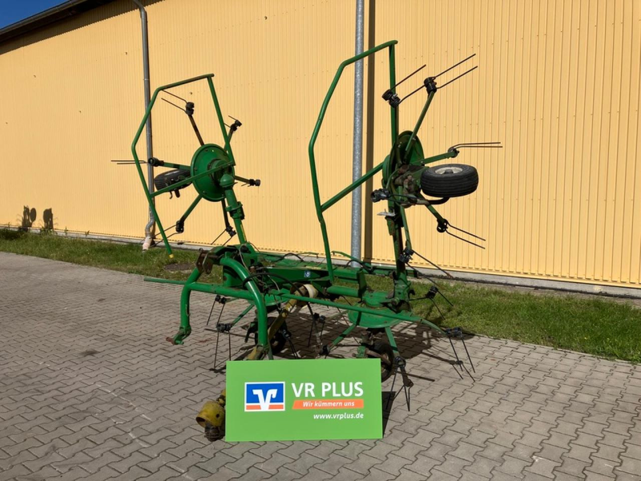 Kuhn GF 5001 MH - آلة تيبيس العشب/ آلة جمع العشب: صورة 1 Kuhn GF 5001 MH - آلة تيبيس العشب/ آلة جمع العشب: صورة 1