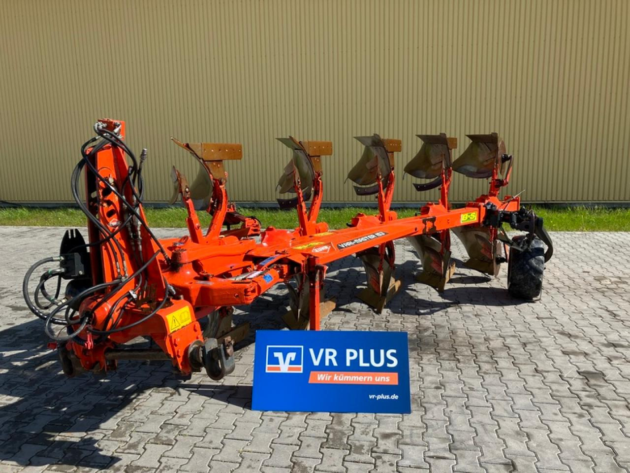Kuhn VM 153 - محراث: صورة 1 Kuhn VM 153 - محراث: صورة 1