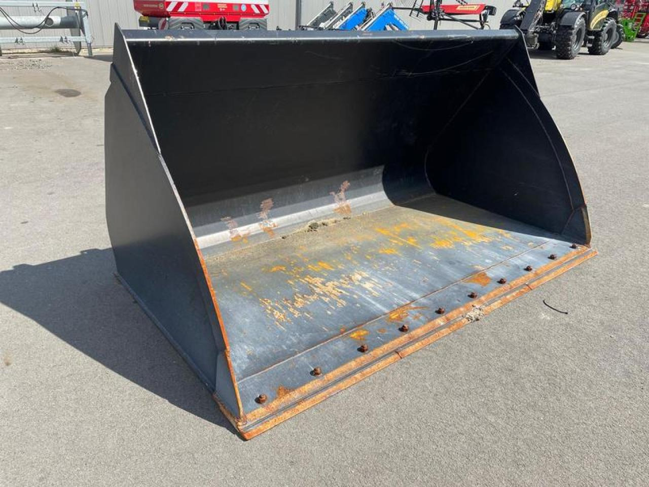 LEICHTGUTSCHAUFEL NEW HOLLAND CASE - بكت شيول: صورة 4 LEICHTGUTSCHAUFEL NEW HOLLAND CASE - بكت شيول: صورة 4