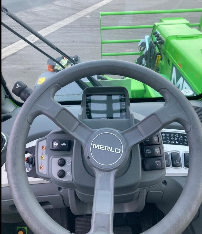 Merlo MF 34.9 CS140 MULTIFARMER - رافعة تلسكوبية: صورة 4 Merlo MF 34.9 CS140 MULTIFARMER - رافعة تلسكوبية: صورة 4