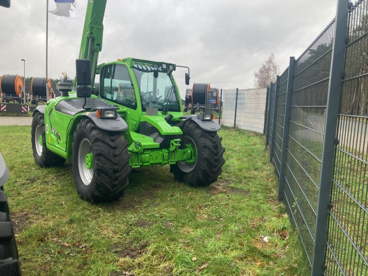 Merlo TF 35.7-140 AKTION - رافعة تلسكوبية: صورة 1 Merlo TF 35.7-140 AKTION - رافعة تلسكوبية: صورة 1
