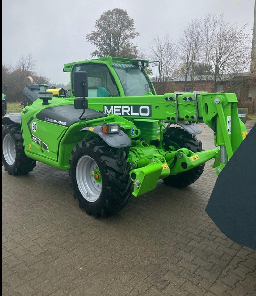 Merlo TF35.11TT - رافعة تلسكوبية: صورة 1 Merlo TF35.11TT - رافعة تلسكوبية: صورة 1
