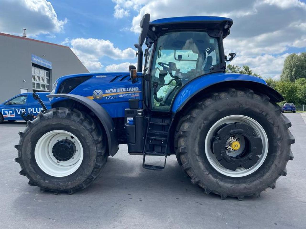 New Holland T 7.270 AUTOCOMMAND AKTION - جرار: صورة 2 New Holland T 7.270 AUTOCOMMAND AKTION - جرار: صورة 2