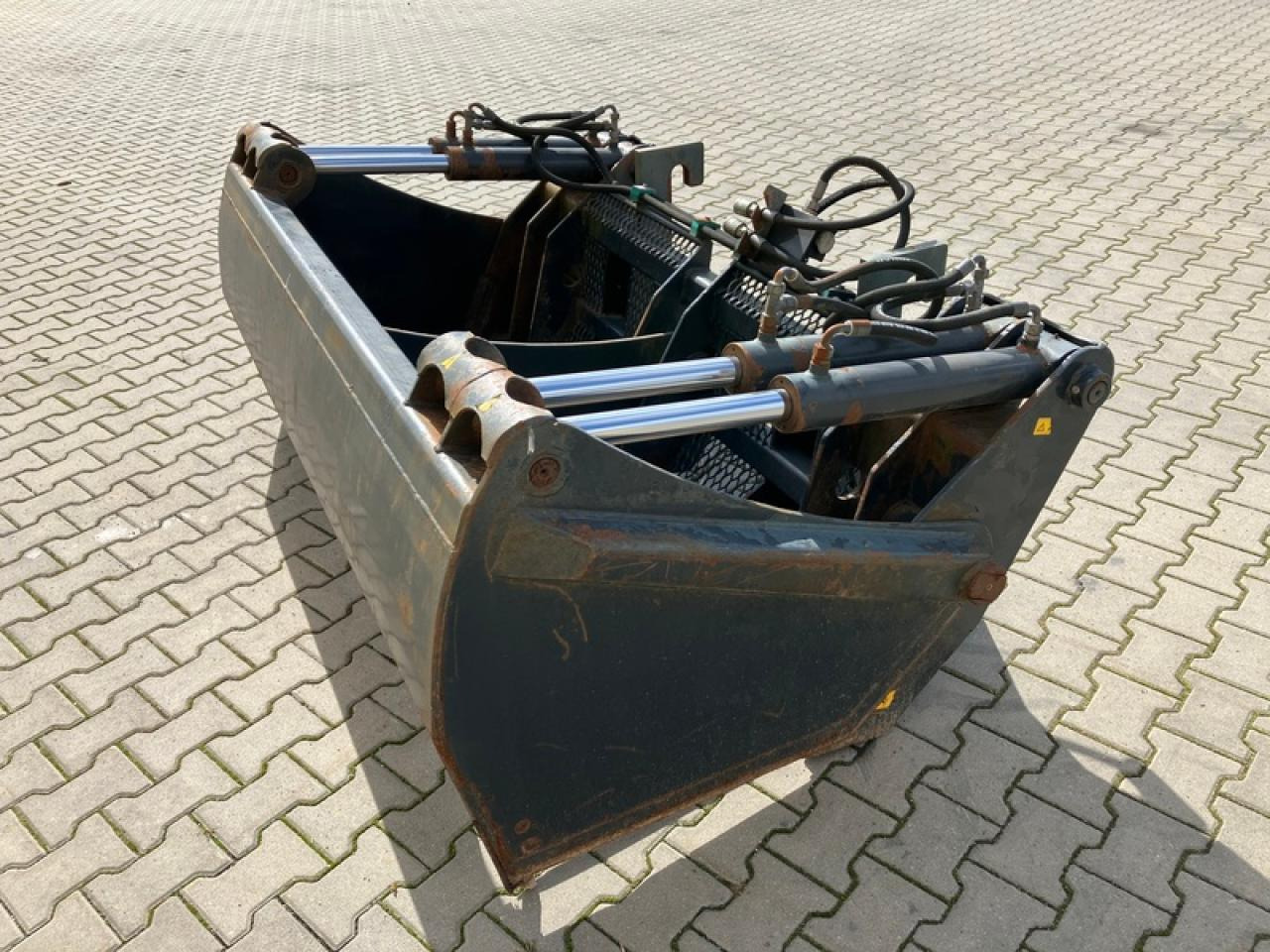 Saphir SSZ199 - بكت: صورة 3 Saphir SSZ199 - بكت: صورة 3