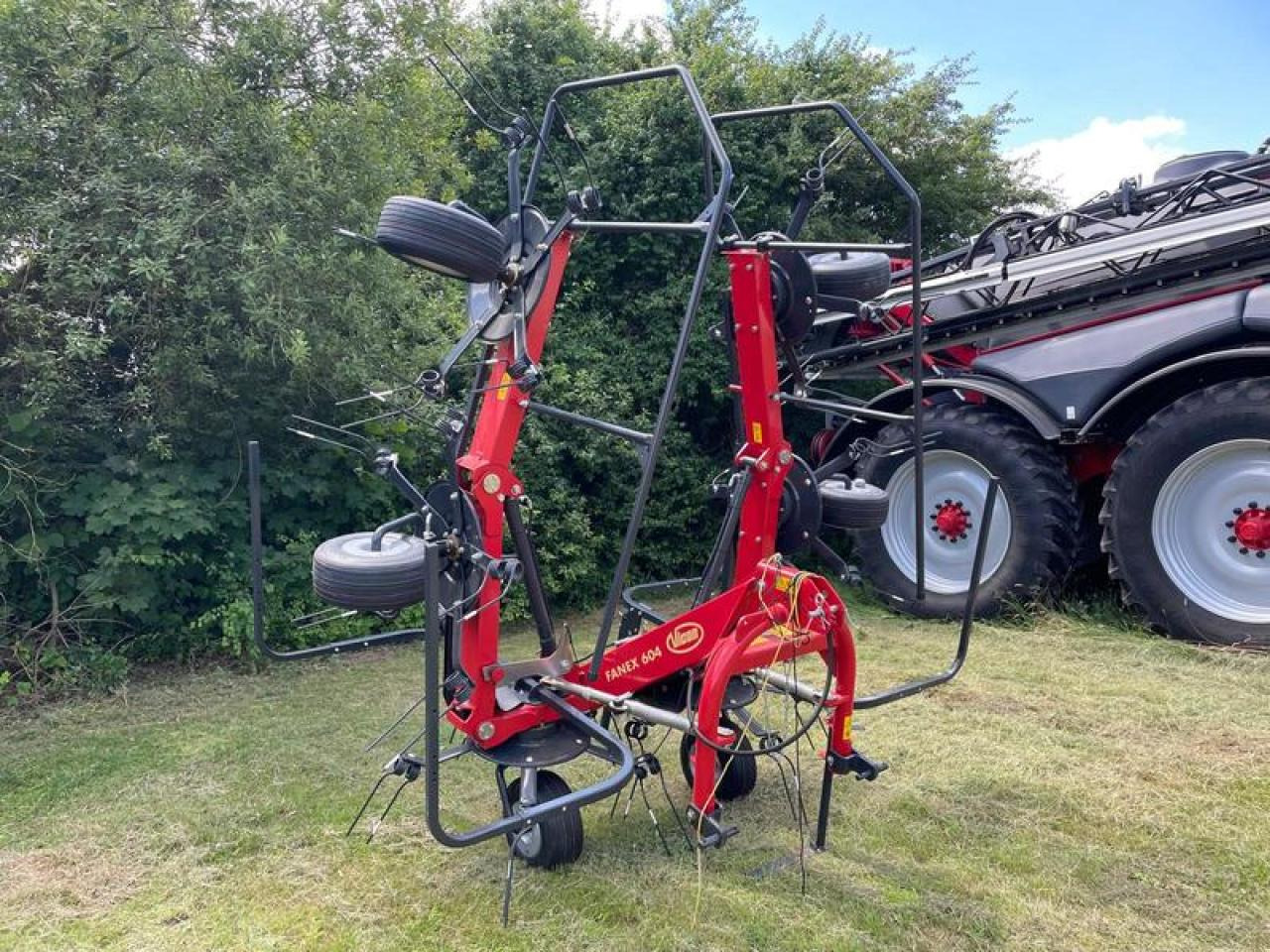 Vicon FANEX 604 AKTION - آلة تيبيس العشب/ آلة جمع العشب: صورة 4 Vicon FANEX 604 AKTION - آلة تيبيس العشب/ آلة جمع العشب: صورة 4