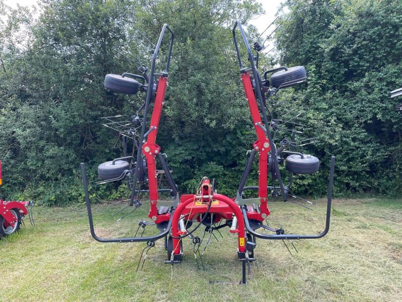 Vicon FANEX 604 AKTION - آلة تيبيس العشب/ آلة جمع العشب: صورة 5 Vicon FANEX 604 AKTION - آلة تيبيس العشب/ آلة جمع العشب: صورة 5