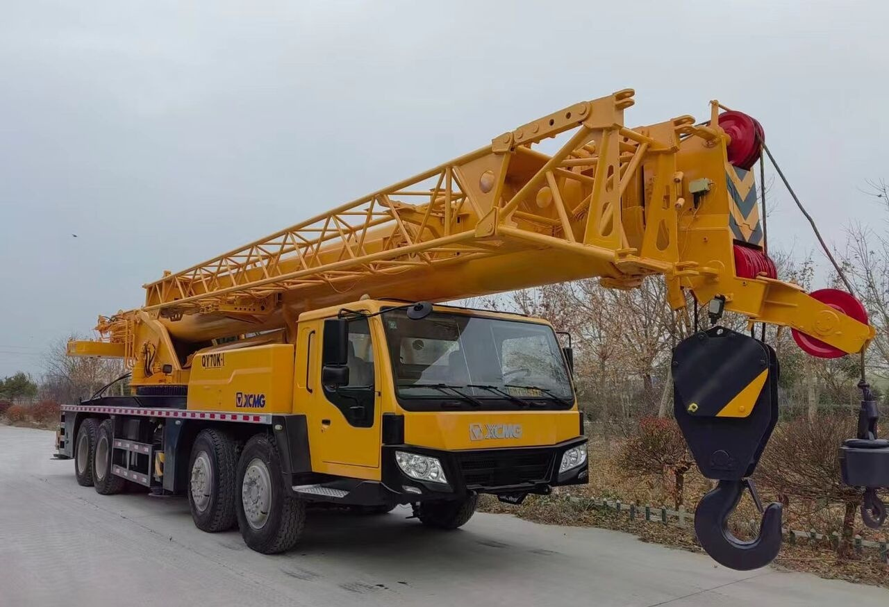 XCMG QY25K QY30K QY70K QY70KC truck crane - موبايل كرين: صورة 3 XCMG QY25K QY30K QY70K QY70KC truck crane - موبايل كرين: صورة 3