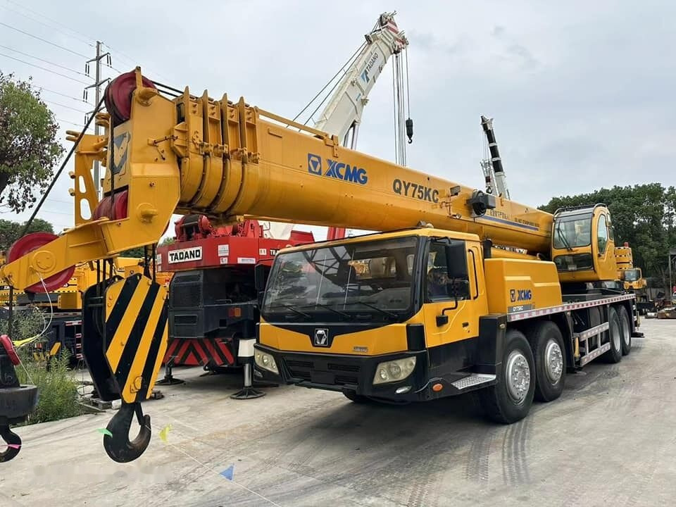XCMG QY70KC QY75KC QY75K 70T 75 80t 70ton 75ton 80ton - موبايل كرين: صورة 1 XCMG QY70KC QY75KC QY75K 70T 75 80t 70ton 75ton 80ton - موبايل كرين: صورة 1