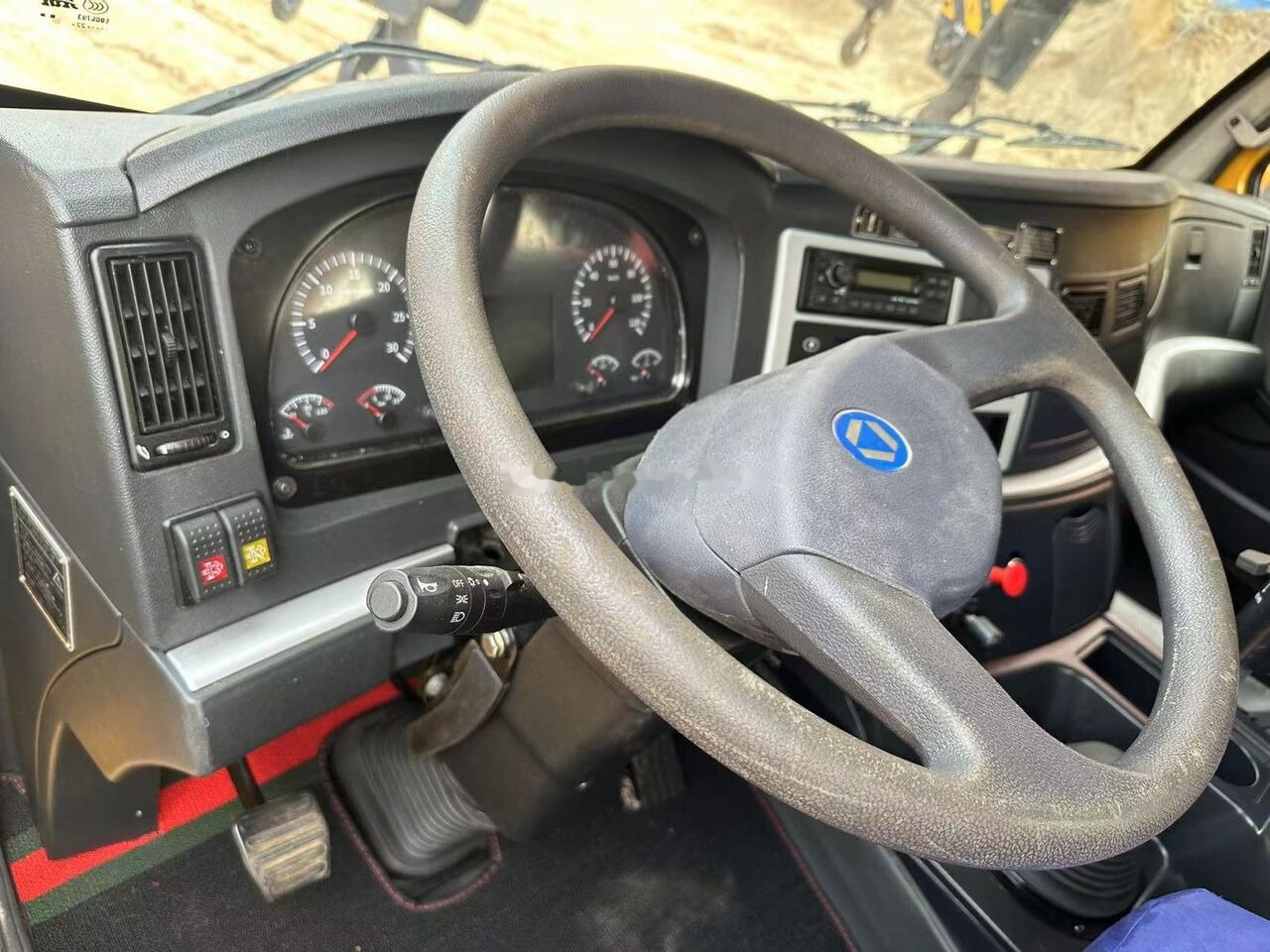 XCMG QY90K QY100K-II 90T 100T 90ton 100ton 80 70 50 - موبايل كرين: صورة 5 XCMG QY90K QY100K-II 90T 100T 90ton 100ton 80 70 50 - موبايل كرين: صورة 5