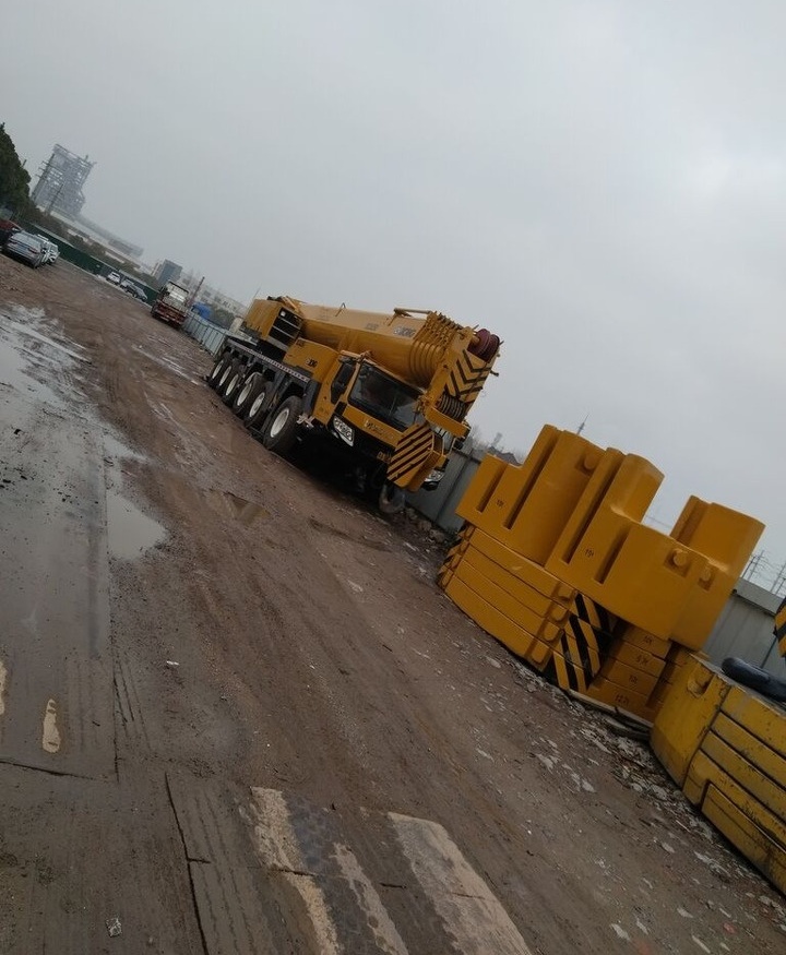 XCMG XCA260 XCA240 240T 260T 240ton 260ton - موبايل كرين: صورة 1 XCMG XCA260 XCA240 240T 260T 240ton 260ton - موبايل كرين: صورة 1