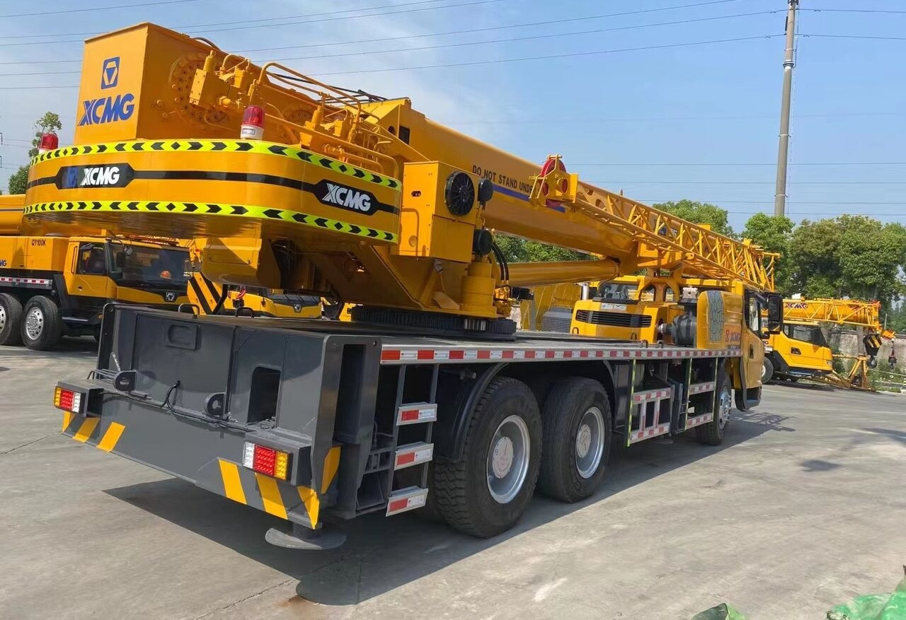 XCMG XCT25 QY25K5D 25ton 50ton 70ton 100ton 130 ton - موبايل كرين: صورة 3 XCMG XCT25 QY25K5D 25ton 50ton 70ton 100ton 130 ton - موبايل كرين: صورة 3