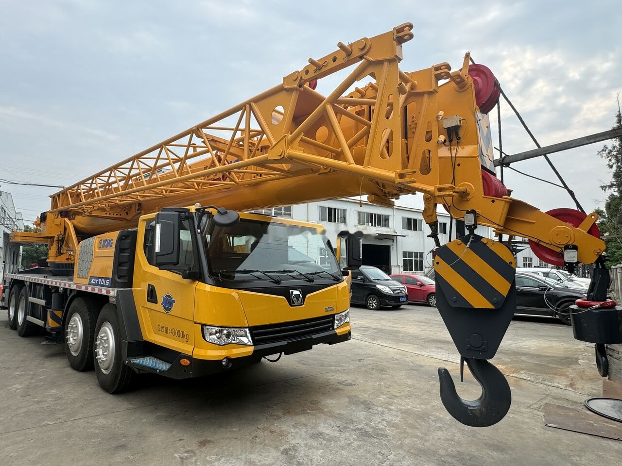 XCMG XCT70 25ton 50ton 70ton 130ton - موبايل كرين: صورة 1 XCMG XCT70 25ton 50ton 70ton 130ton - موبايل كرين: صورة 1