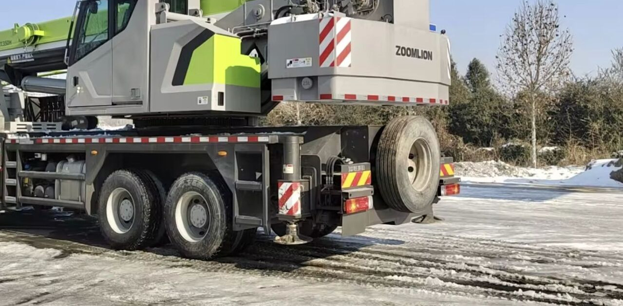 Zoomlion ZTC350 ZTC250 ZTC550 ZTC1000 - موبايل كرين: صورة 4 Zoomlion ZTC350 ZTC250 ZTC550 ZTC1000 - موبايل كرين: صورة 4