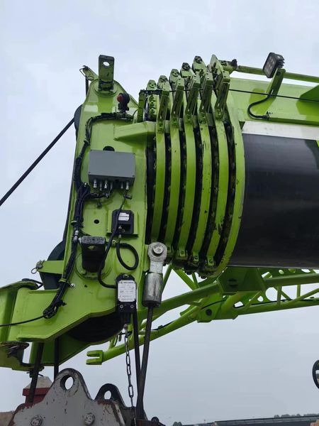 Zoomlion ZTC800 80ton 80t truck crane - موبايل كرين: صورة 3 Zoomlion ZTC800 80ton 80t truck crane - موبايل كرين: صورة 3