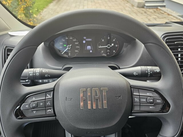 FIAT Ducato 140 DOKA Pritsche 2,9 Meter Klima DAB... - شاحنة مفتوحة, الشاحنات الصغيرة كابينة مزدوجة: صورة 4 FIAT Ducato 140 DOKA Pritsche 2,9 Meter Klima DAB... - شاحنة مفتوحة, الشاحنات الصغيرة كابينة مزدوجة: صورة 4