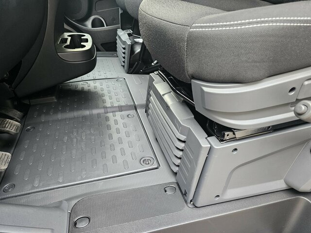 FIAT Ducato 35 140 Serie10-9.2 L2H1 Premium Kabine - فان: صورة 4 FIAT Ducato 35 140 Serie10-9.2 L2H1 Premium Kabine - فان: صورة 4