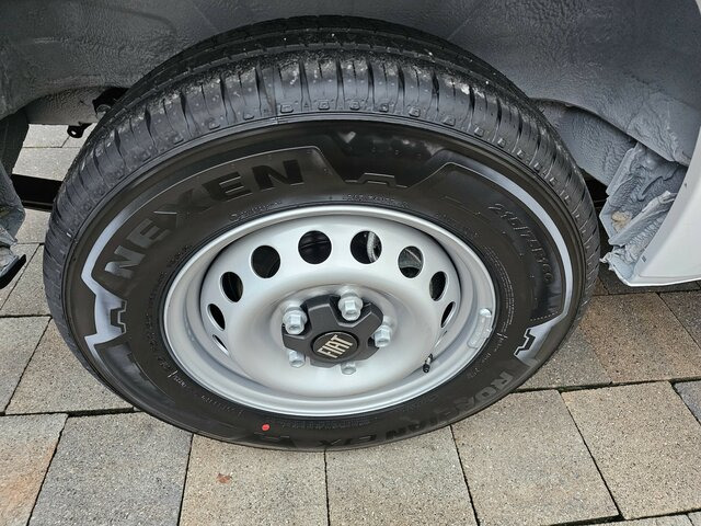 فان FIAT Ducato 35 MAXI 180 Serie10-9.2 Modell 2025 L2H2...: صورة 24