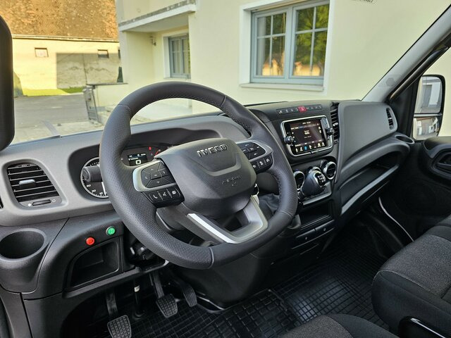 IVECO Daily 35S18 3.0 Koffer LBW Bär ACC LED sofort! - شاحنة مغلقة الصندوق: صورة 5 IVECO Daily 35S18 3.0 Koffer LBW Bär ACC LED sofort! - شاحنة مغلقة الصندوق: صورة 5