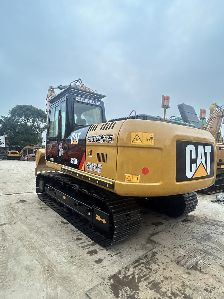 CAT 320D2 excavator - حفار زحاف: صورة 4 CAT 320D2 excavator - حفار زحاف: صورة 4