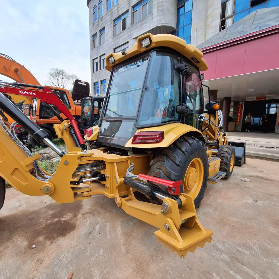 CAT 420F Backhoe Loader - جرافة حفار: صورة 2 CAT 420F Backhoe Loader - جرافة حفار: صورة 2